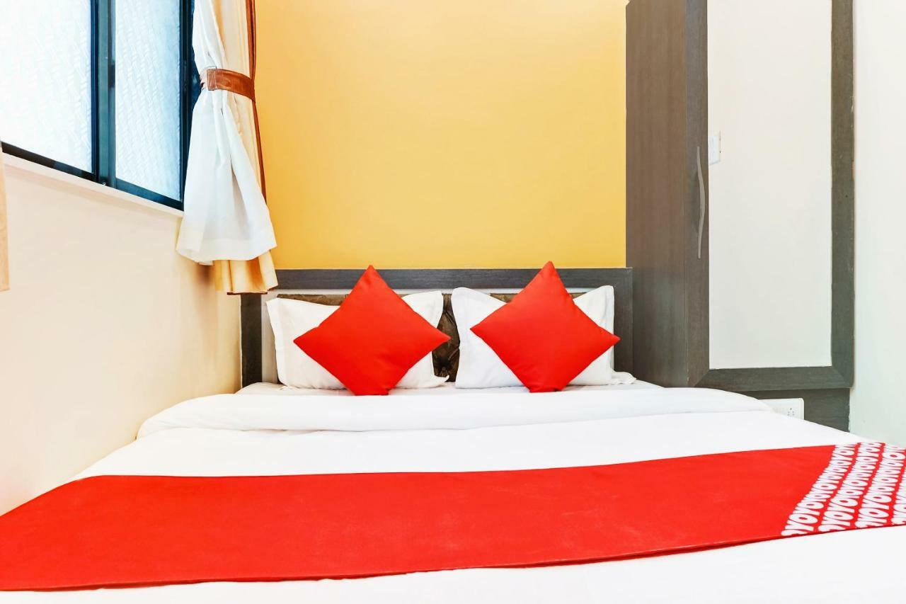 Oyo 29634 Hotel Navalai Pride Ratnāgiri Екстериор снимка