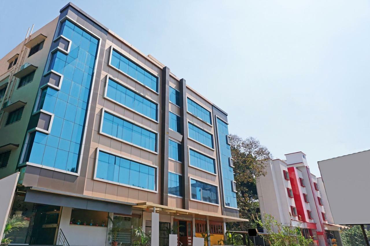 Oyo 29634 Hotel Navalai Pride Ratnāgiri Екстериор снимка